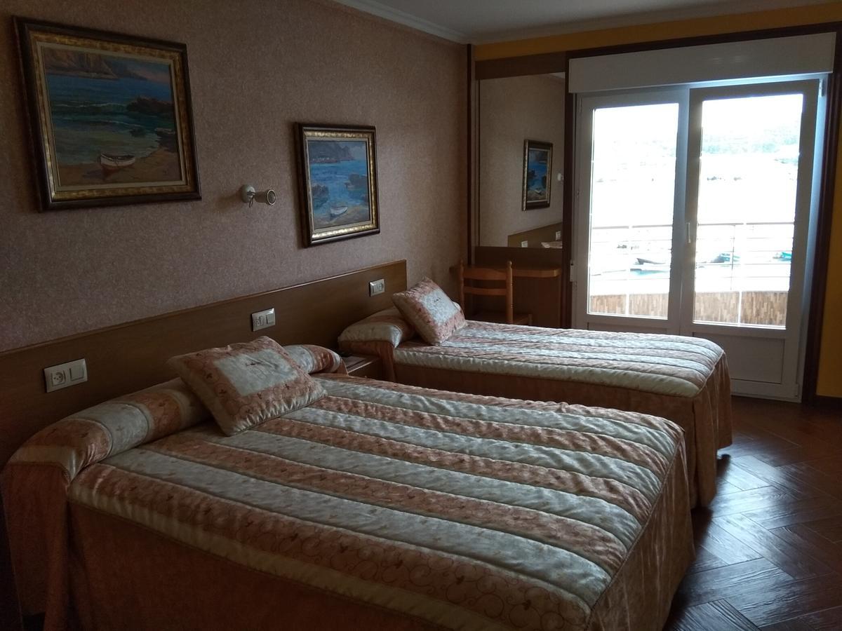 Hostal Residencia Bahia Laxe Εξωτερικό φωτογραφία
