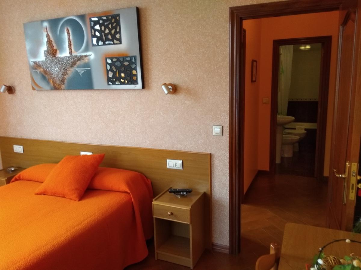 Hostal Residencia Bahia Laxe Εξωτερικό φωτογραφία