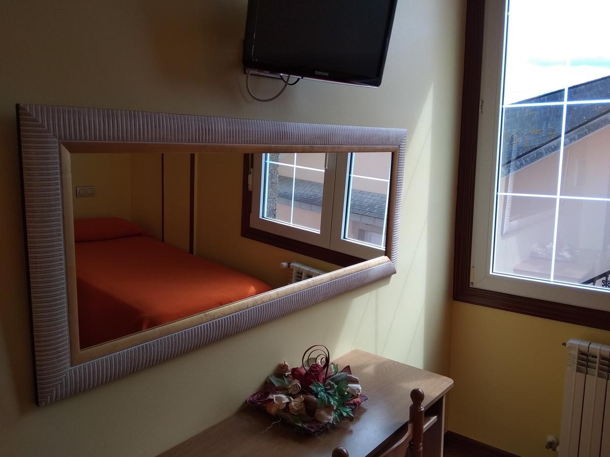 Hostal Residencia Bahia Laxe Εξωτερικό φωτογραφία