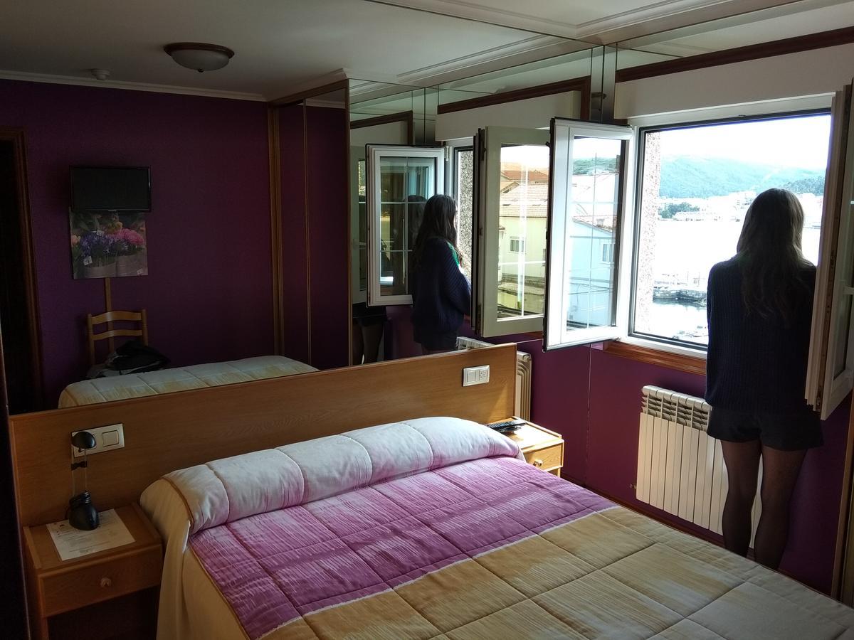 Hostal Residencia Bahia Laxe Εξωτερικό φωτογραφία