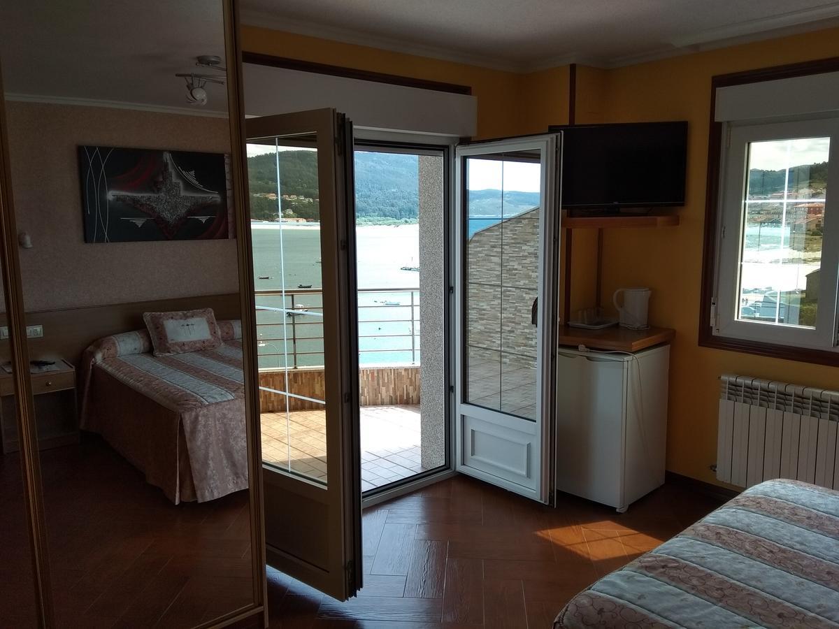 Hostal Residencia Bahia Laxe Εξωτερικό φωτογραφία